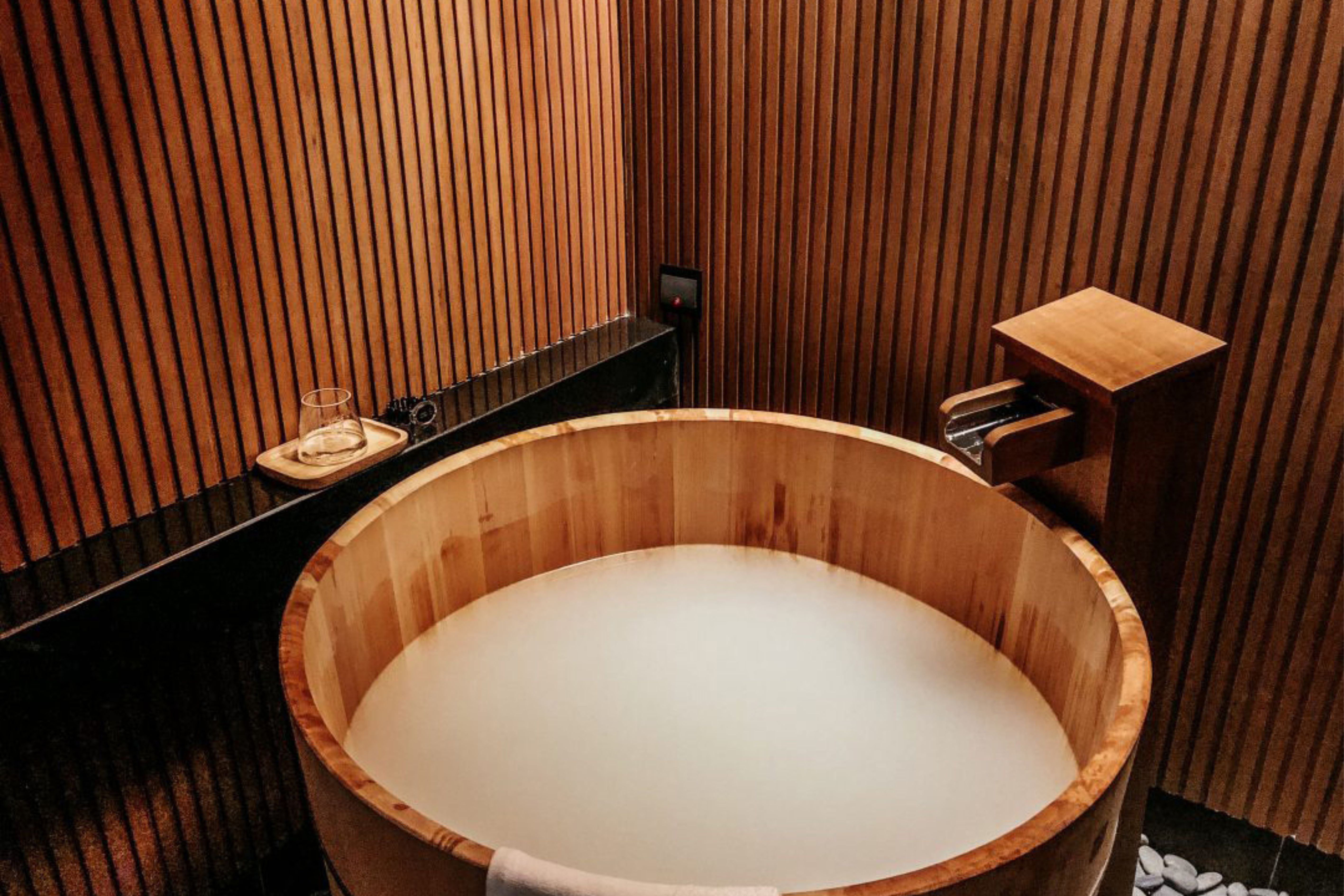 Onsen bath
